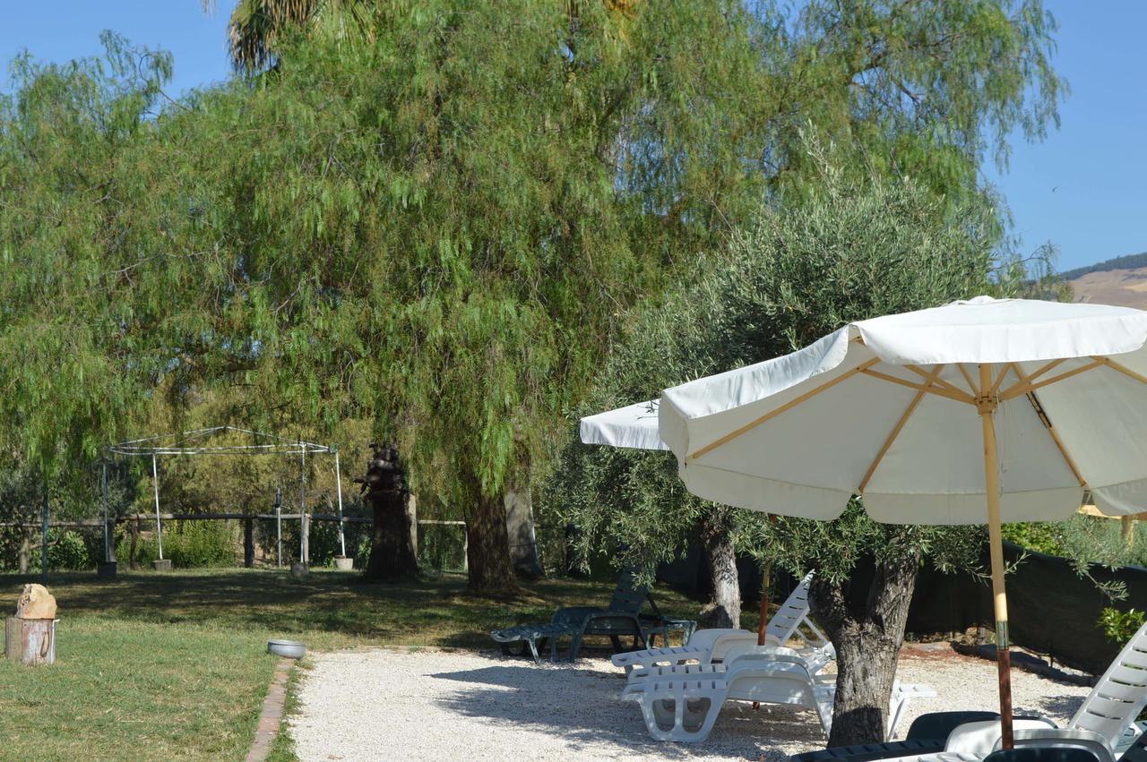 La Dolce Vita Regalbuto Dış mekan fotoğraf